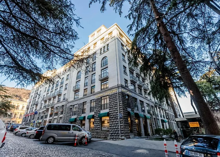 Apartment In The City Center Lll